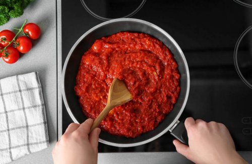 Sauce der er ved at blive lavet