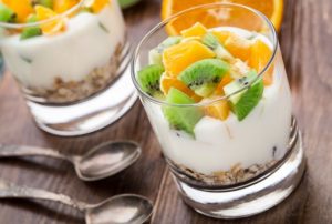 Yogurt og müsli