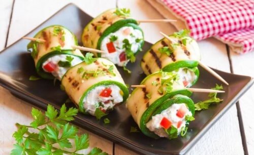 Ruller med squash og flødeost er blandt tapasretter med et lavt kalorieindhold