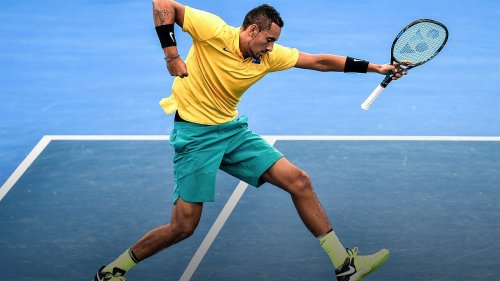 Nick Kyrgios på tennisbanen