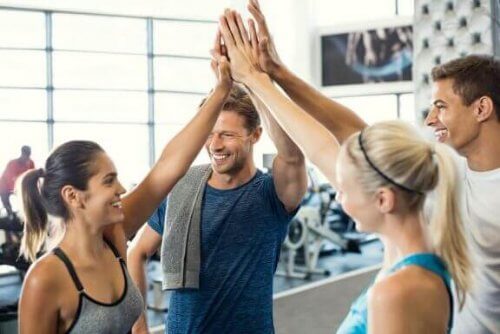 Fordele og ulemper ved at træne i et fitnesscenter