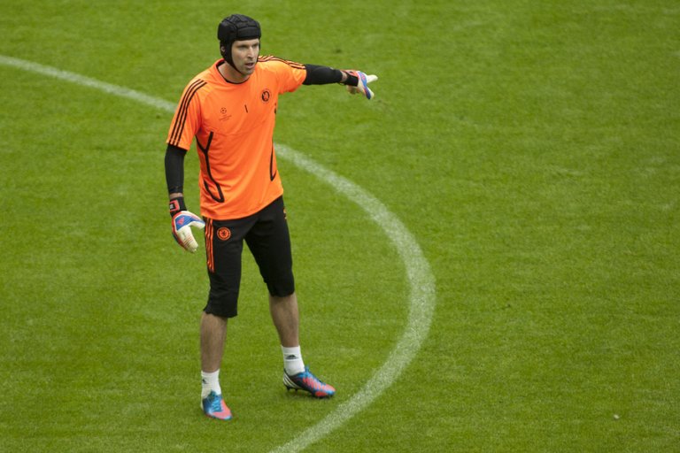 Petr Cech på banen