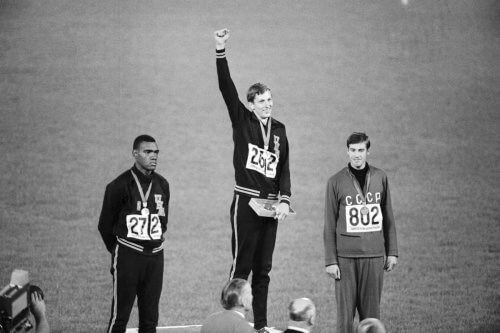 Dick Fosbury med guldmedaljen ved OL i 1968