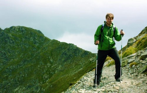 ung mand på trekking