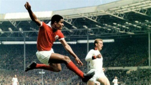 Eusebio er en af de bedste europæiske fodboldspillere i det 20. århundrede