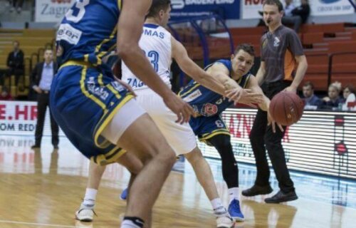 aflevering i basketball