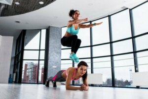 Tilføj jumpsquats til din daglige træningsrutine