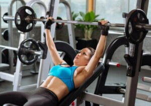 4 fejl kvinder begår, når de vil opbygge muskelmasse