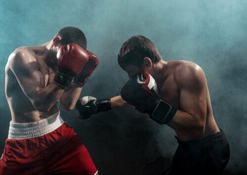 To mænd bokser mod hinanden